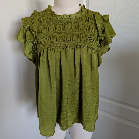 Rose & Olive Tops - Rose & Olive Green Flutter Sleeve Smocked Blouse
